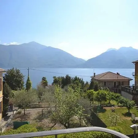 Διαμέρισμα Ulivo8 *